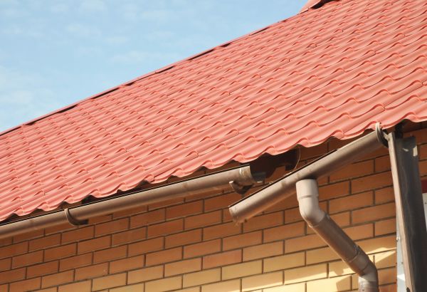 Loose Gutter Repair in Charlotte